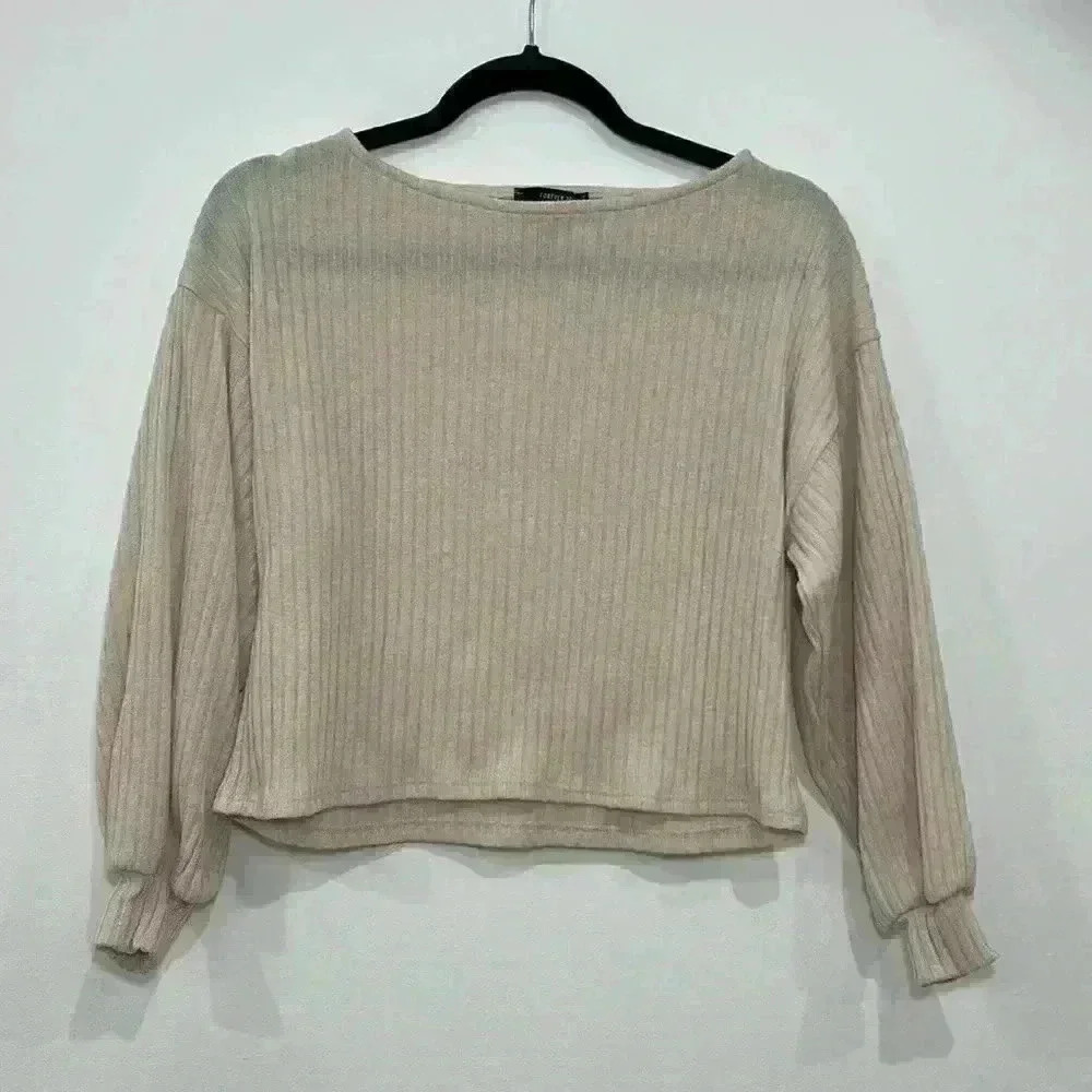 Long sleeve sweater top